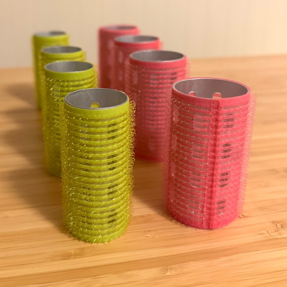 Set of 8 hair rollers - new w/o box